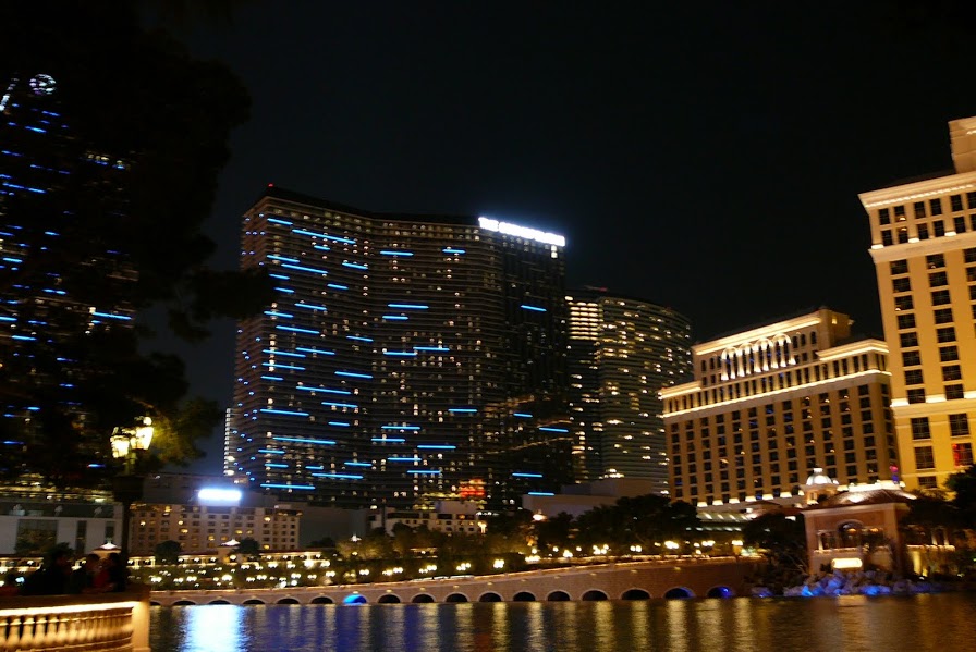 Pohled na noční Las Vegas